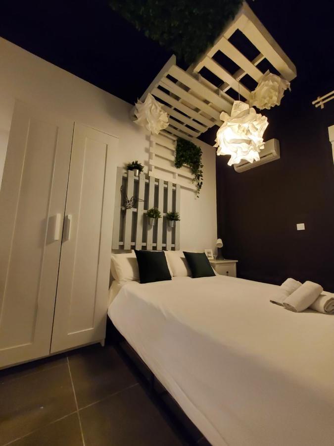 Small And Cozy Rooms - G Валенсия Экстерьер фото